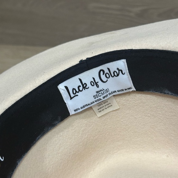 Lake of Color Wool Fedora Hat - Picture 7 of 7